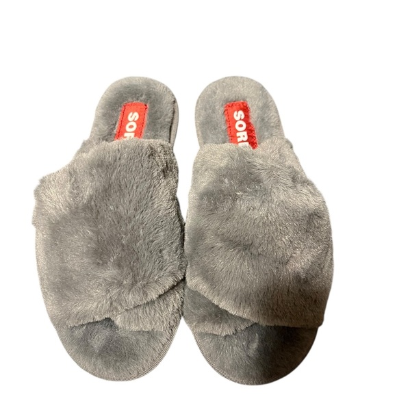 Cozy Fur Sorel Gray Slippers New in Box - Picture 2 of 4